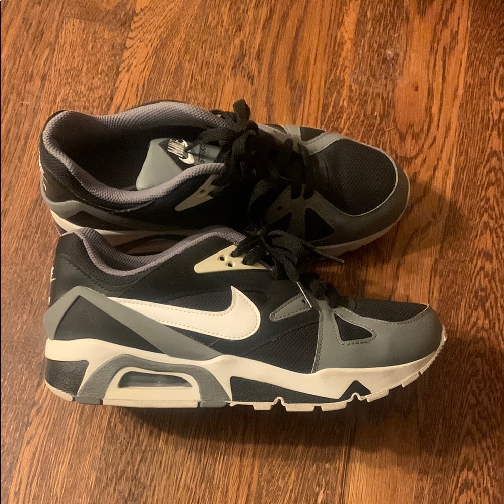 Nike Air Structure Black and Gray Sneakers
